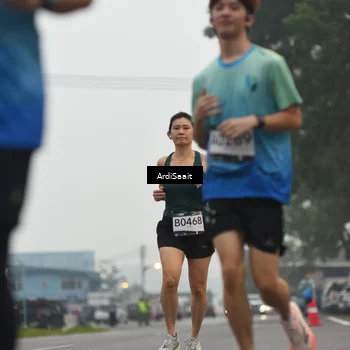Runner Photo 8848054