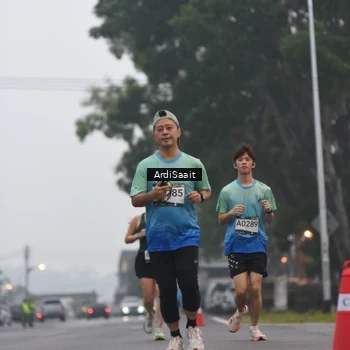 Runner Photo 8848098