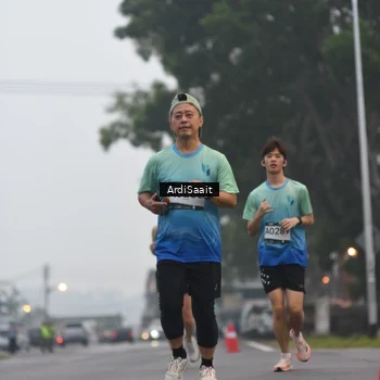 Runner Photo 8848099