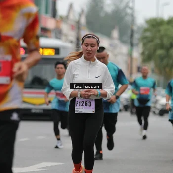 Runner Photo 8848113