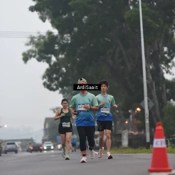 Runner Photo 8848136