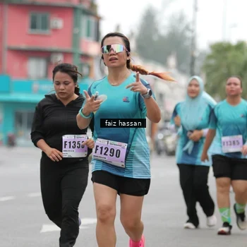 Runner Photo 8848172