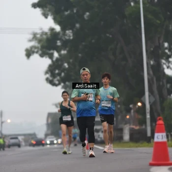 Runner Photo 8848176