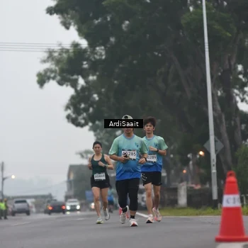 Runner Photo 8848188