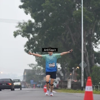 Runner Photo 8848212