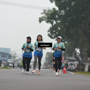 Runner Photo 8848350