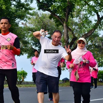 Runner Photo 8848508