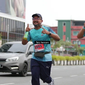 Runner Photo 8848511