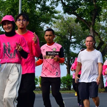 Runner Photo 8848512
