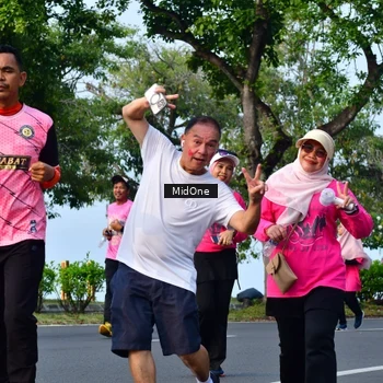 Runner Photo 8848527