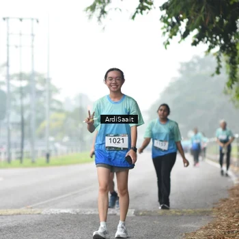Runner Photo 8848559