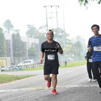 Runner Photo 8848656