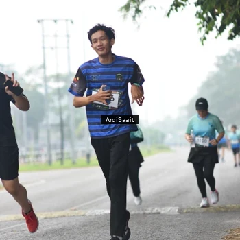 Runner Photo 8848667