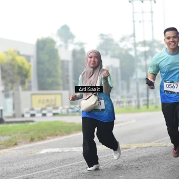 Runner Photo 8848689