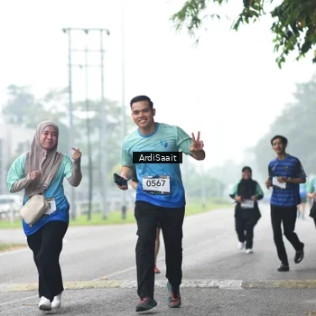 Runner Photo 8848695