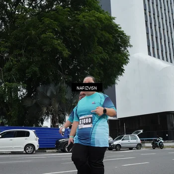 Runner Photo 8848706