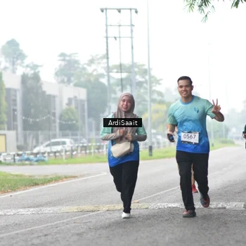 Runner Photo 8848714