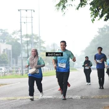 Runner Photo 8848724