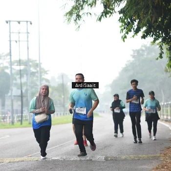 Runner Photo 8848729