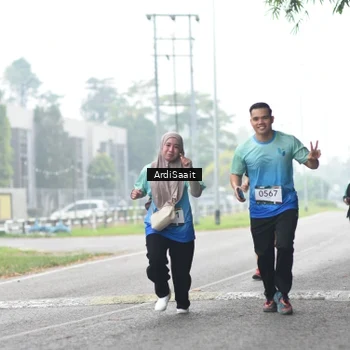 Runner Photo 8848741