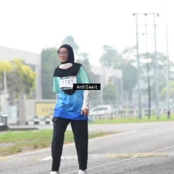 Runner Photo 8848771