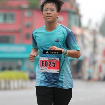 Runner Photo 8848775