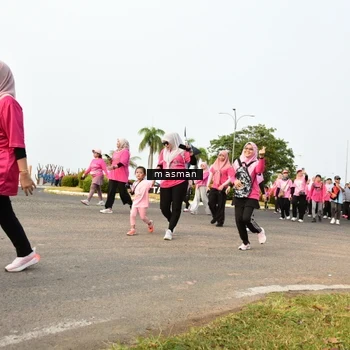 Runner Photo 8848808