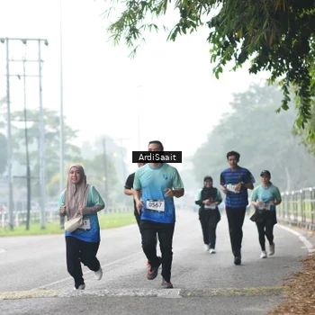 Runner Photo 8848812