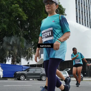 Runner Photo 8848826