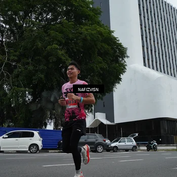 Runner Photo 8848852