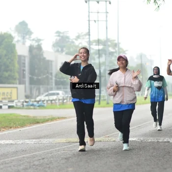Runner Photo 8848875
