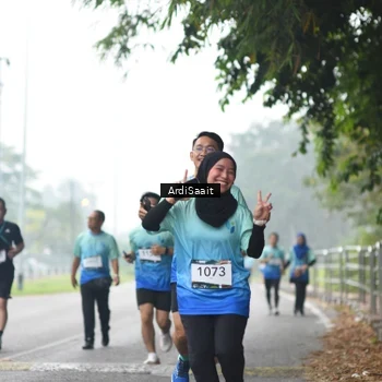 Runner Photo 8849010