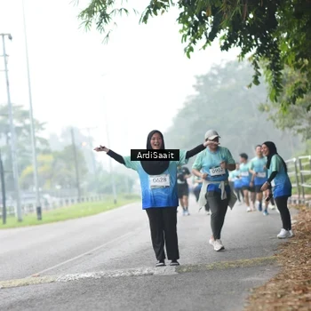 Runner Photo 8849140