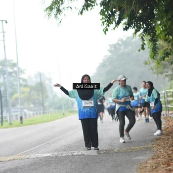 Runner Photo 8849141