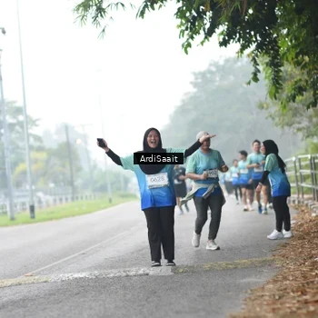 Runner Photo 8849144