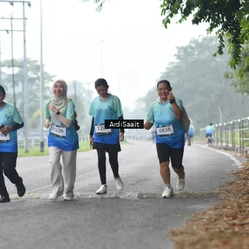 Runner Photo 8849180