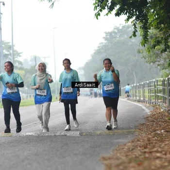 Runner Photo 8849202