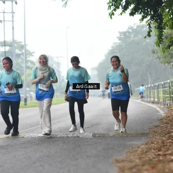 Runner Photo 8849205