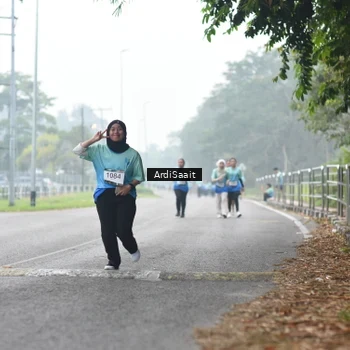 Runner Photo 8849341