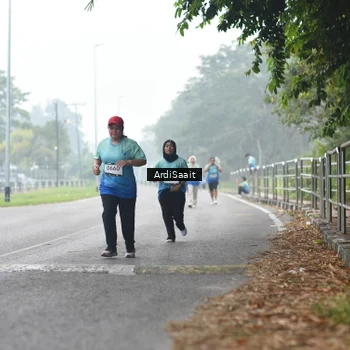 Runner Photo 8849373