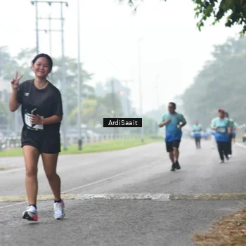 Runner Photo 8849397
