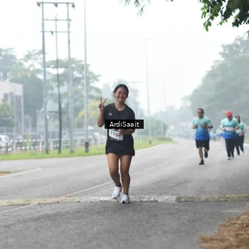 Runner Photo 8849443