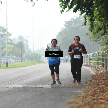 Runner Photo 8849501