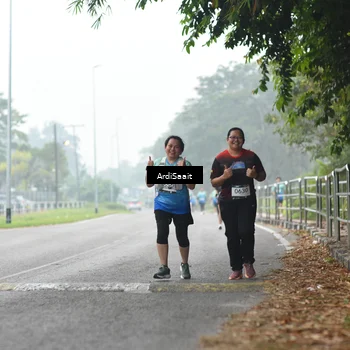 Runner Photo 8849509