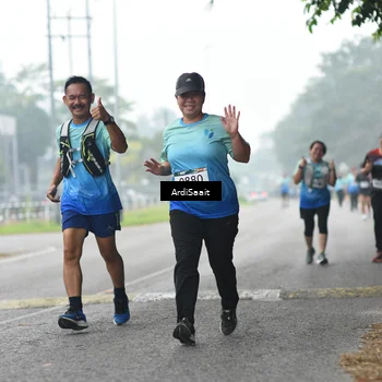 Runner Photo 8849525