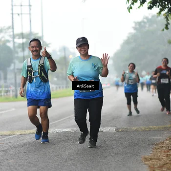 Runner Photo 8849534