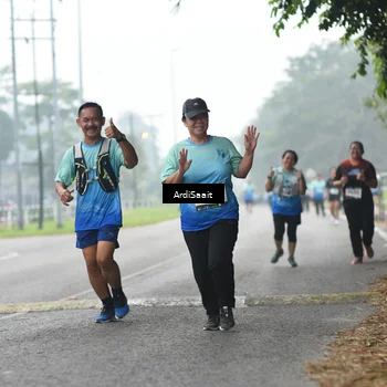 Runner Photo 8849541