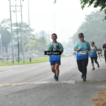 Runner Photo 8849564