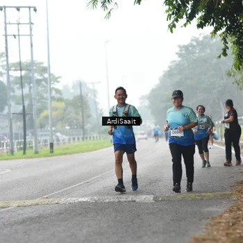 Runner Photo 8849571