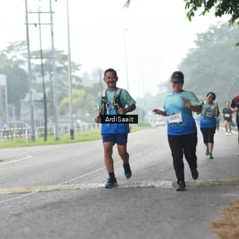 Runner Photo 8849578